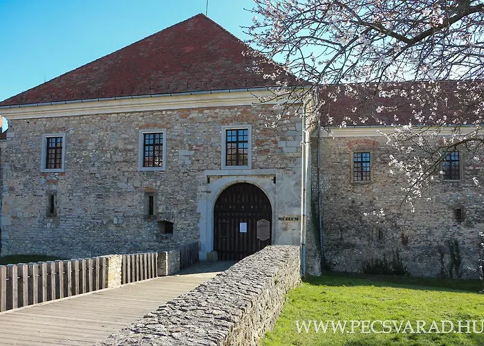 István Király Szálló Pécsvárad